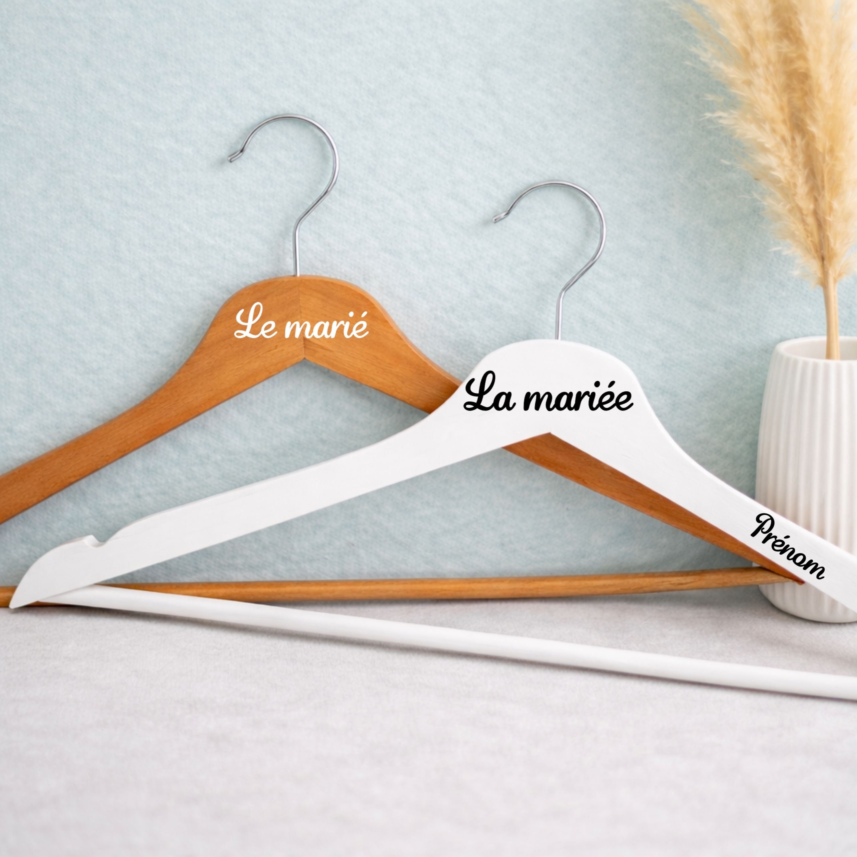 Cintre mariage personnalisé avec prénom et date