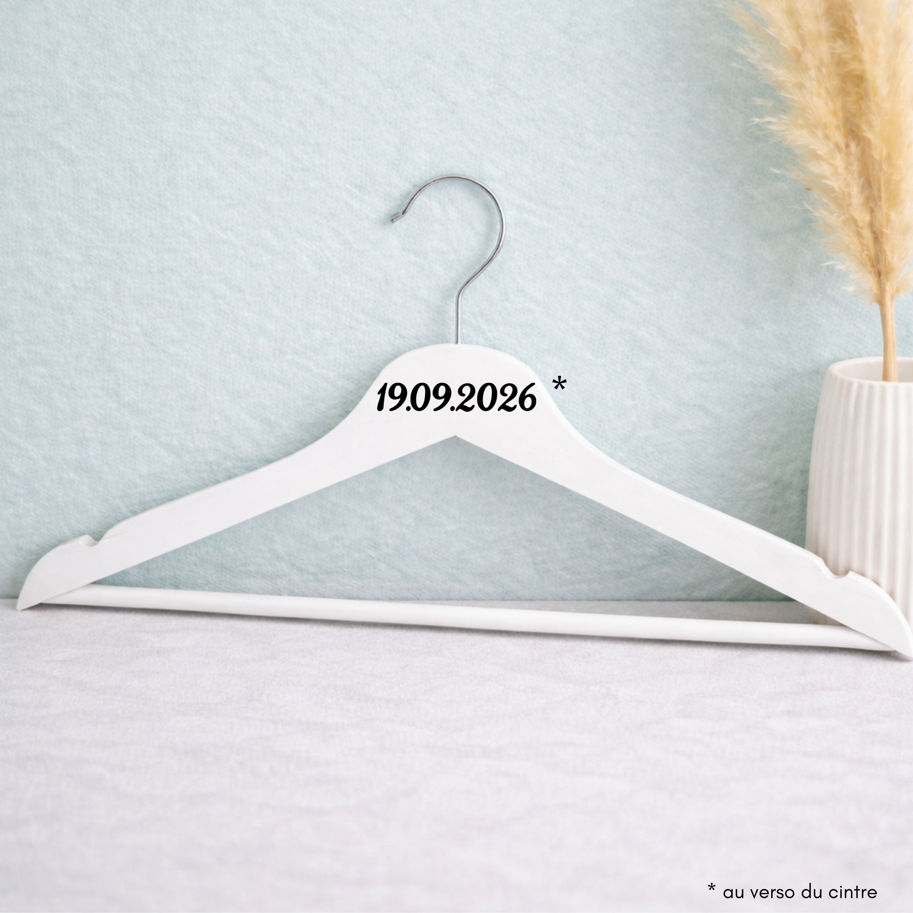 Cintre mariage personnalisé avec prénom et date