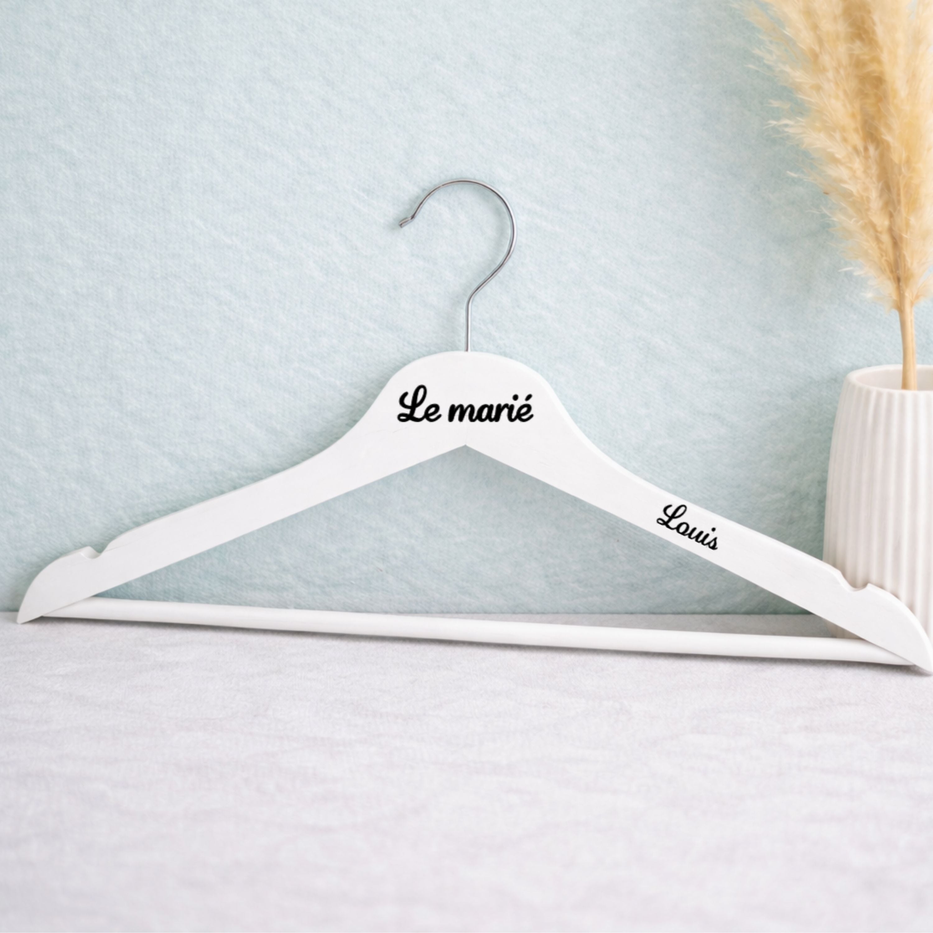 Cintre mariage personnalisé avec prénom et date